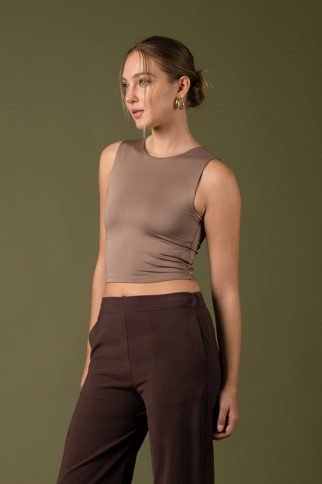 PAMELA TAUPE BASIC SOLID CROPPED TANK TOP