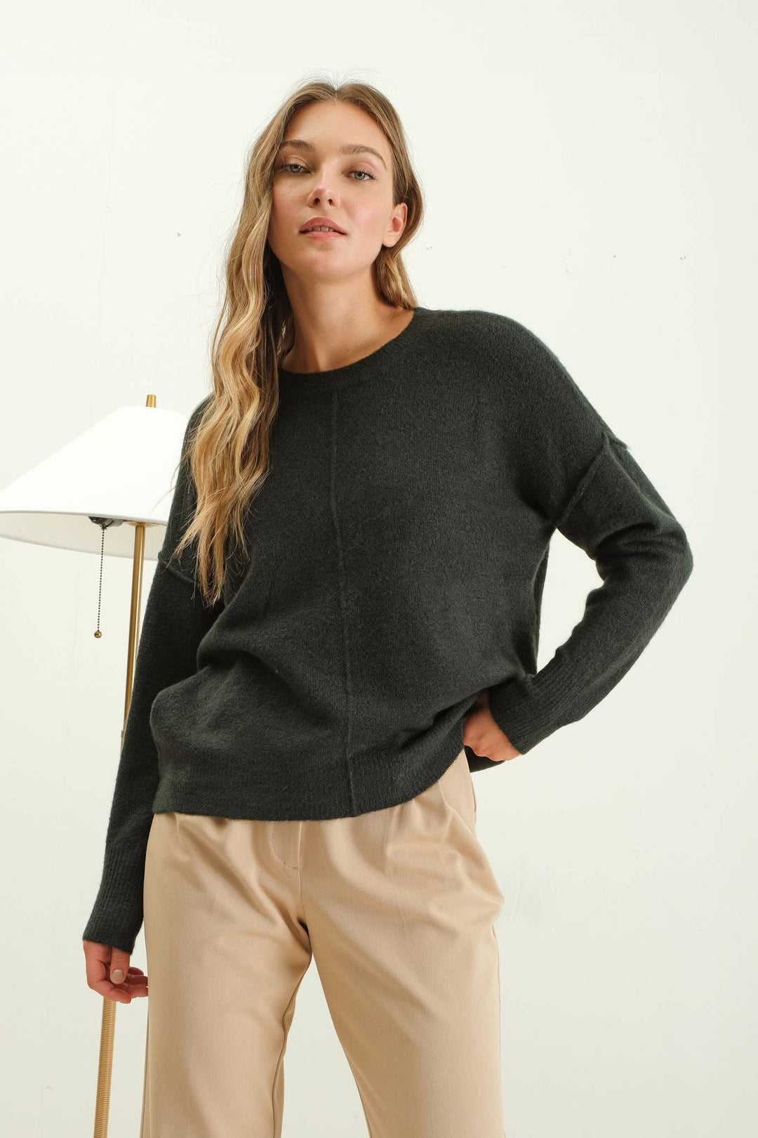 IRIS BLACK FRONT SEAM KNIT SWEATER