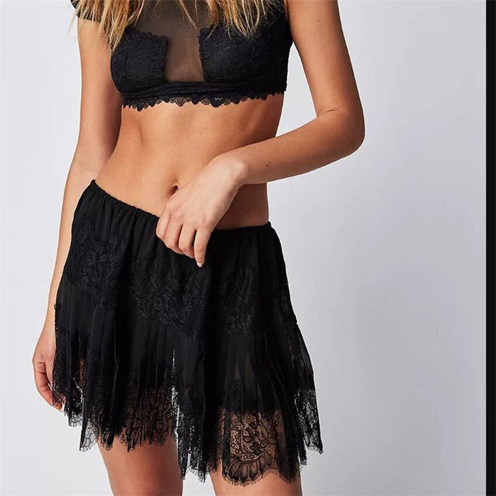 Nati Lace Mini Skirt