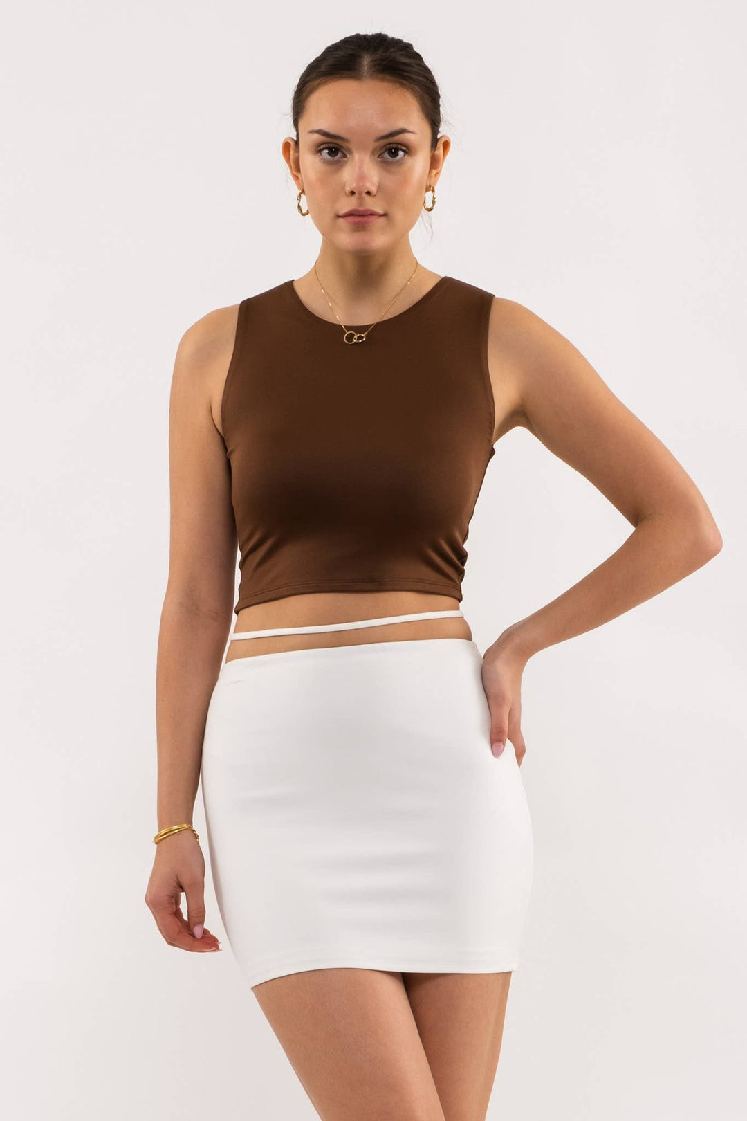 PAMELA BROWN BASIC SOLID CROPPED TANK TOP