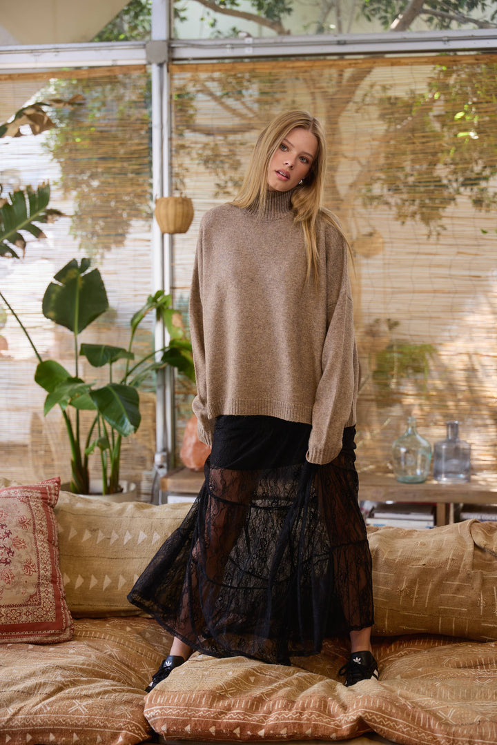 Aixia Cozy Oversized Sweater
