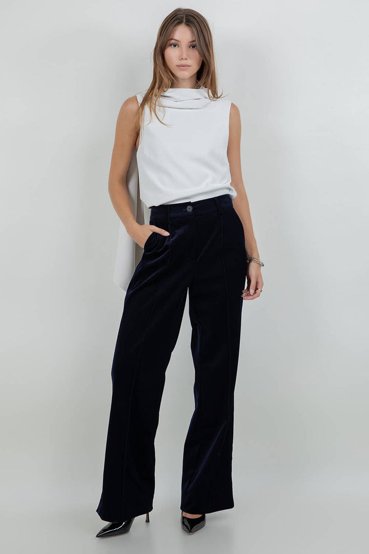 ELEGANCE SCARF ATTACHED SOFT WOVEN SLEEVELESS BLOUSE - STONE