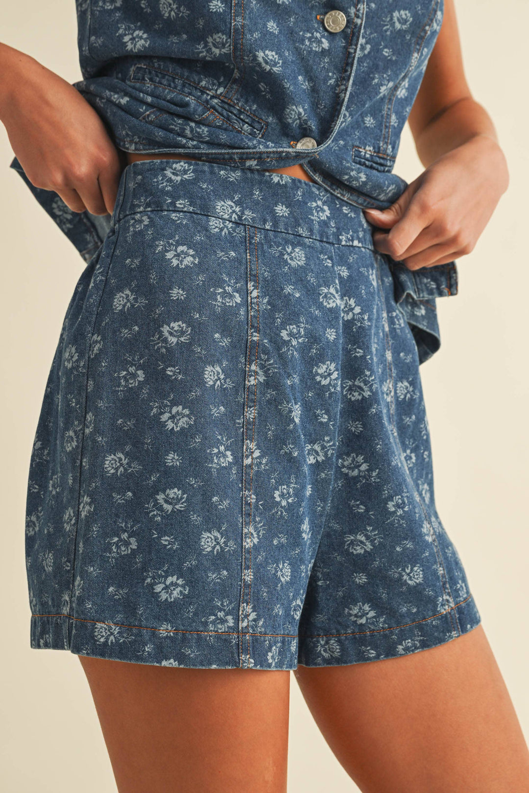 FLORAL PRINT BUTTON DOWN DENIM VEST AND SHORTS SET - Sets