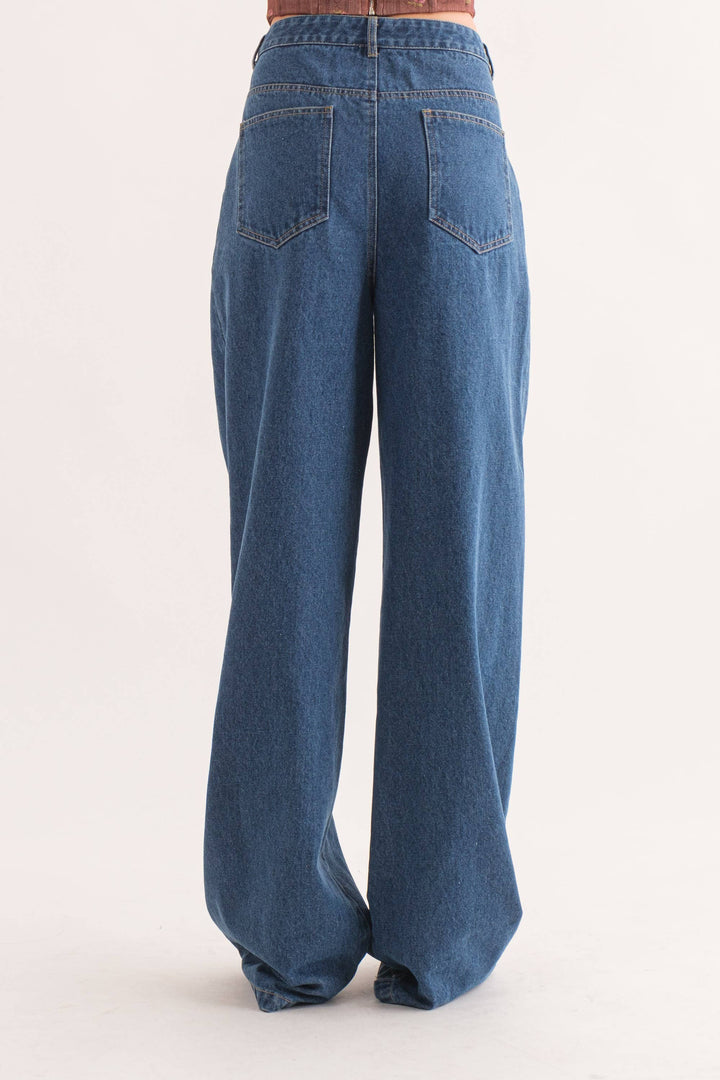 Gin Pleated Front Jeans - Jeans