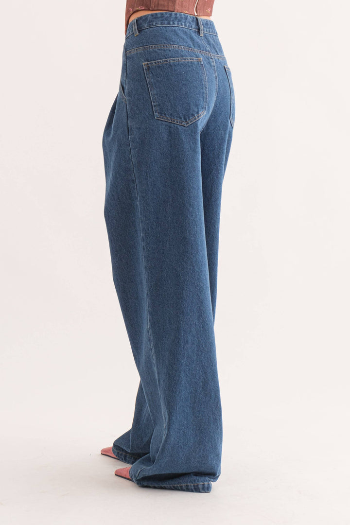 Gin Pleated Front Jeans - Jeans