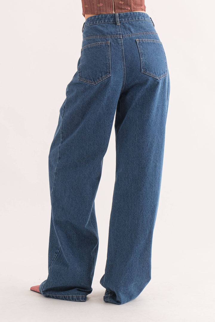 Gin Pleated Front Jeans - Jeans