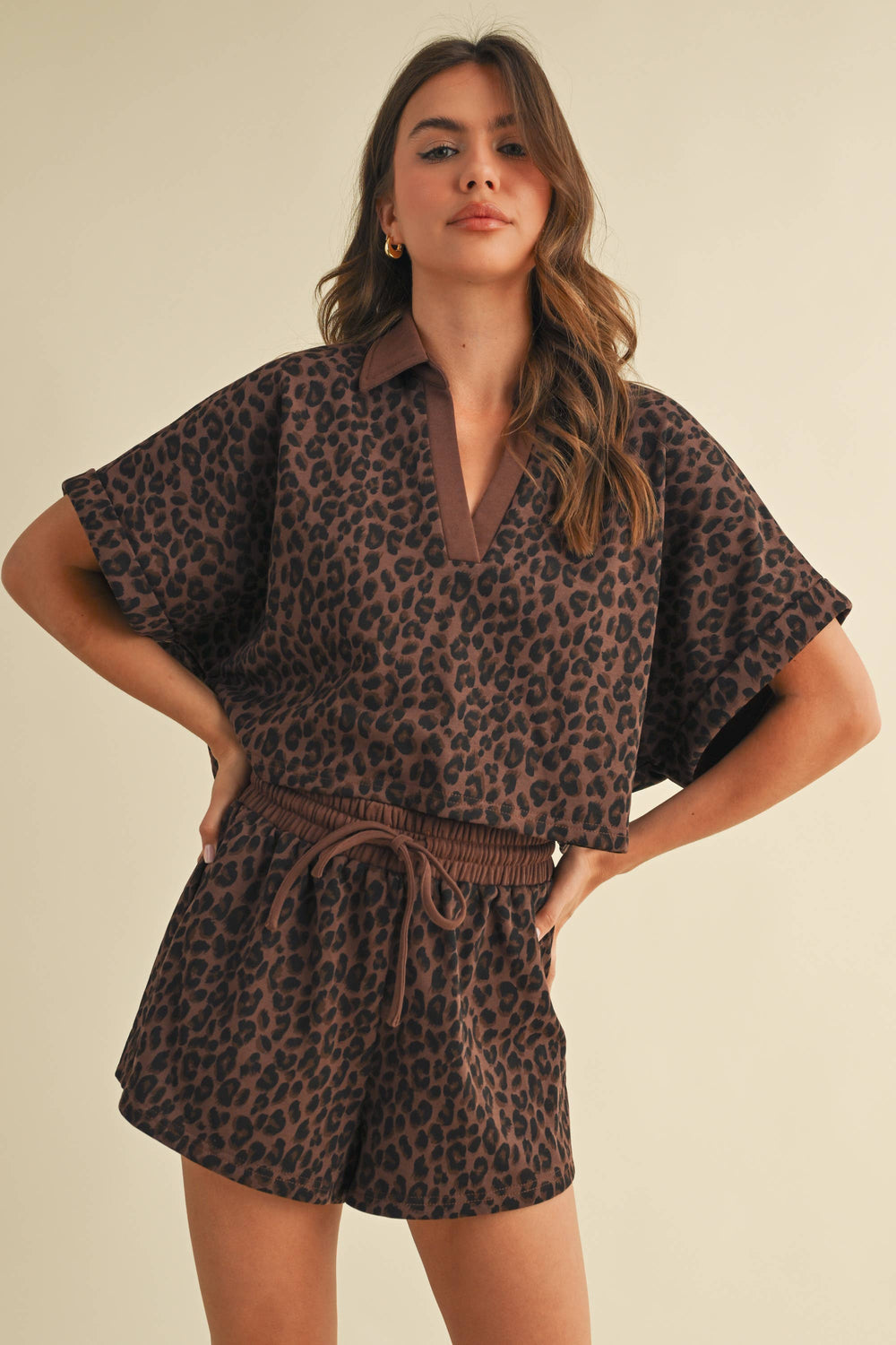 LEOPARD CROPPED SHORT SLEEVE AND SHORTS SET - Sets