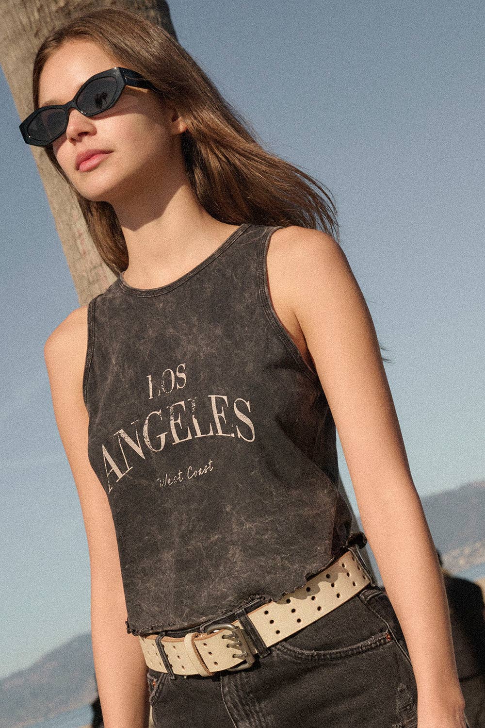 Los Angeles Mineral Washed Graphic Tank Top - T-shirts