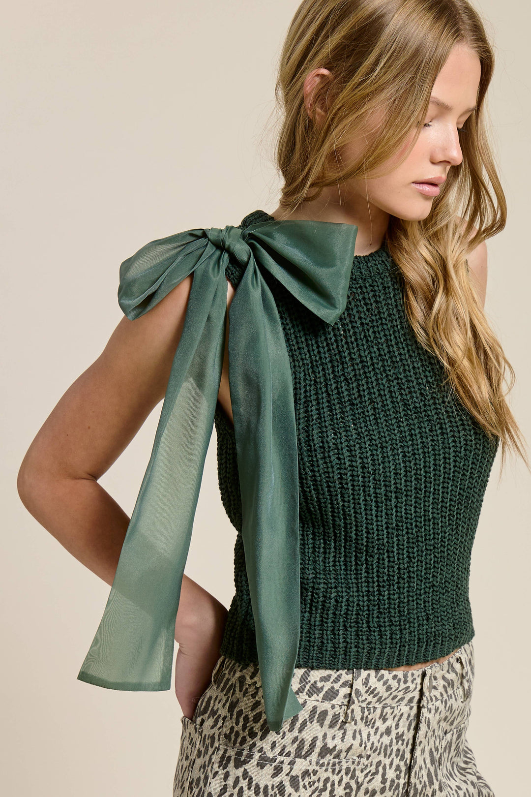 Sleeveless Knit Tank with Oversized Bow Detail - S / Green