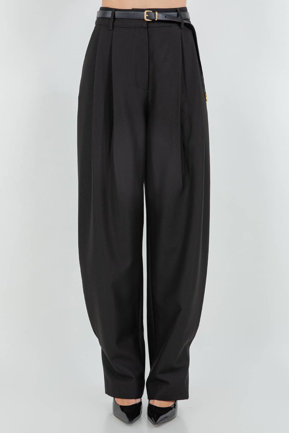 SOFIE SOFT WOVEN PLEATED TROUSERS BLACK - Pants